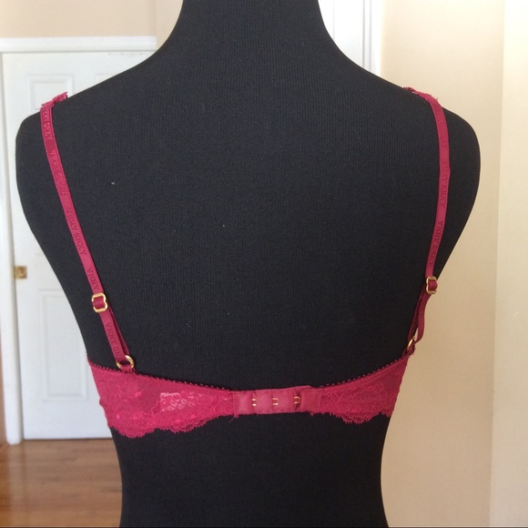 Vintage Victoria’s Secret Lace Plunge Bra 34C - Picture 6 of 13